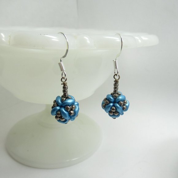 Beaded bead earrings - Picture 7 of 9